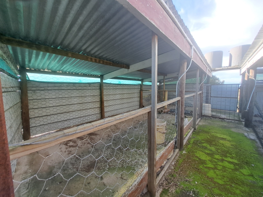 1 Bedroom Property for Sale in Hartebeesfontein Western Cape